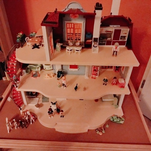 Großes playmobilhaus mit - *großes,