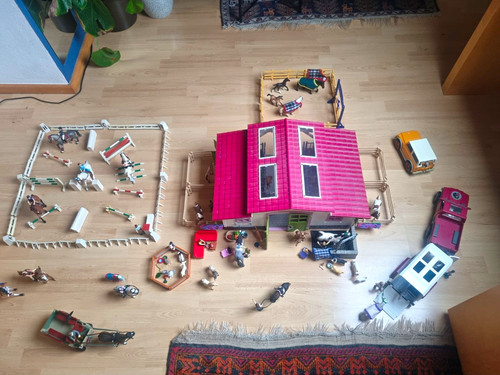 Schleich reitefhof und - schleich,